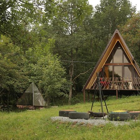 Glamping Wolf Mount Villa Margahovit Eksteriør bilde