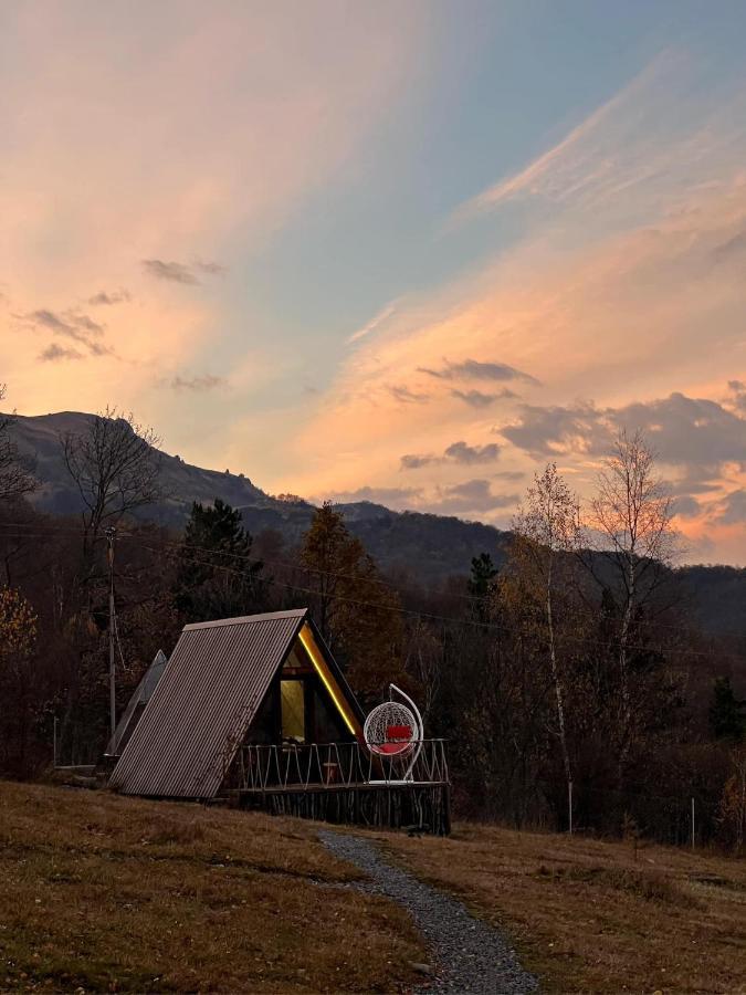 Glamping Wolf Mount Villa Margahovit Eksteriør bilde