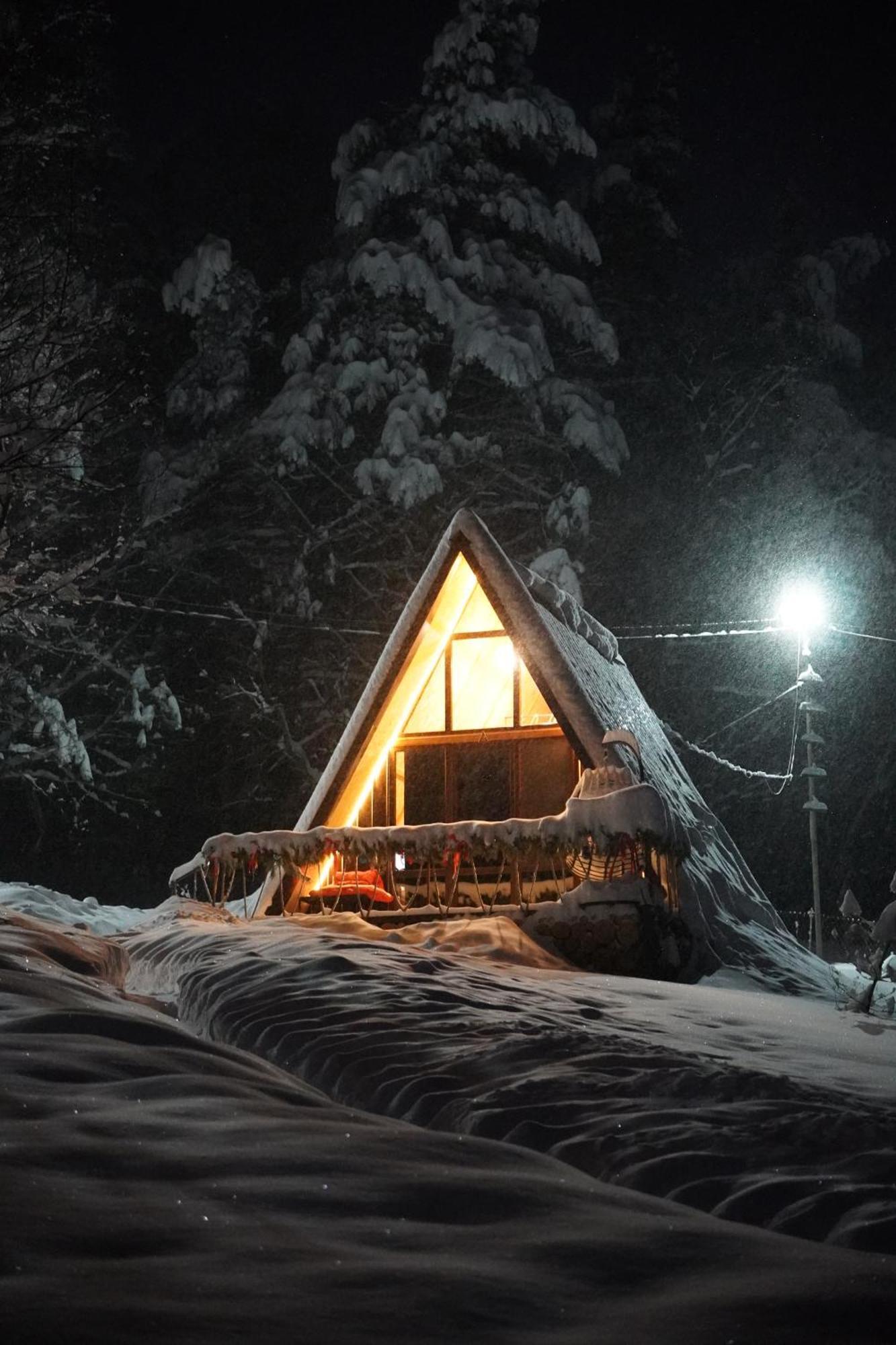 Glamping Wolf Mount Villa Margahovit Eksteriør bilde